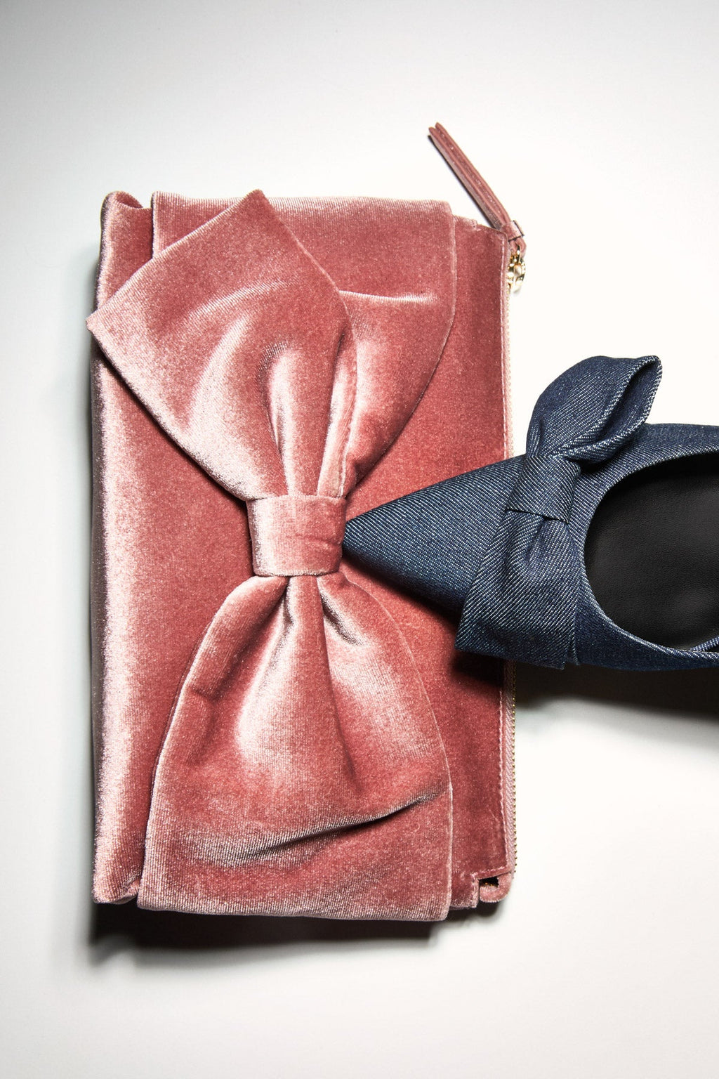 Bow Clutch - Clutches & Minaudieres - Rose