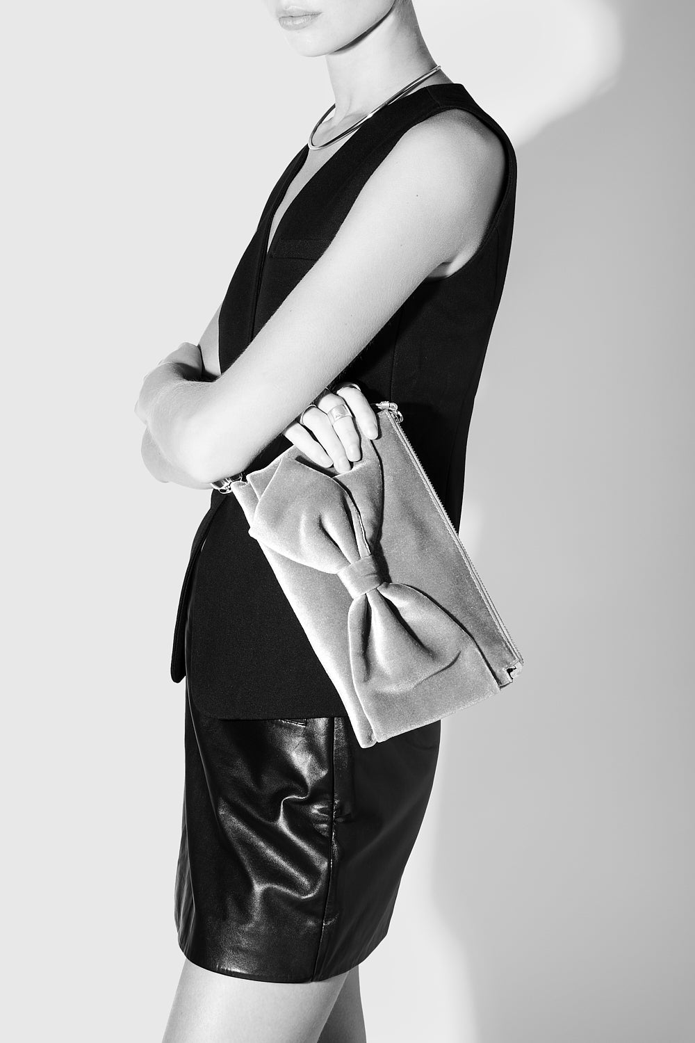 Bow Clutch - Clutches & Minaudieres - Rose